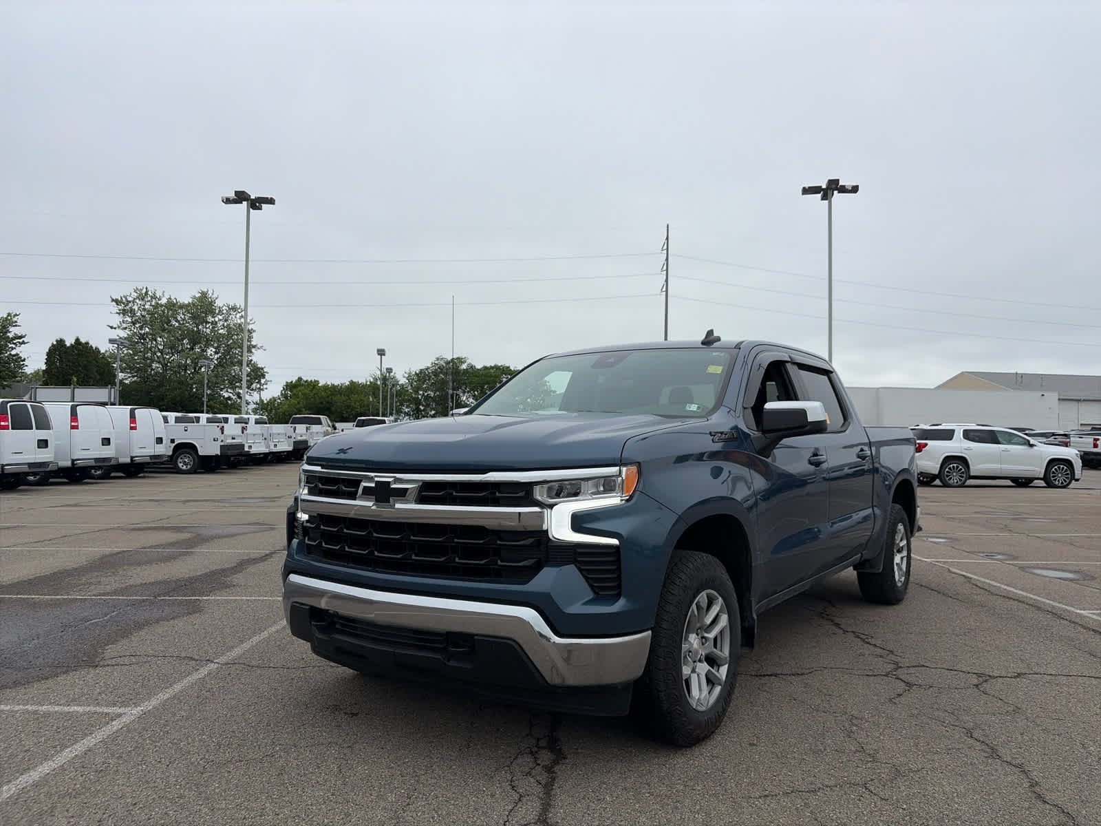 Used 2024 Lakeshore Blue Metallic Chevrolet LT image 1