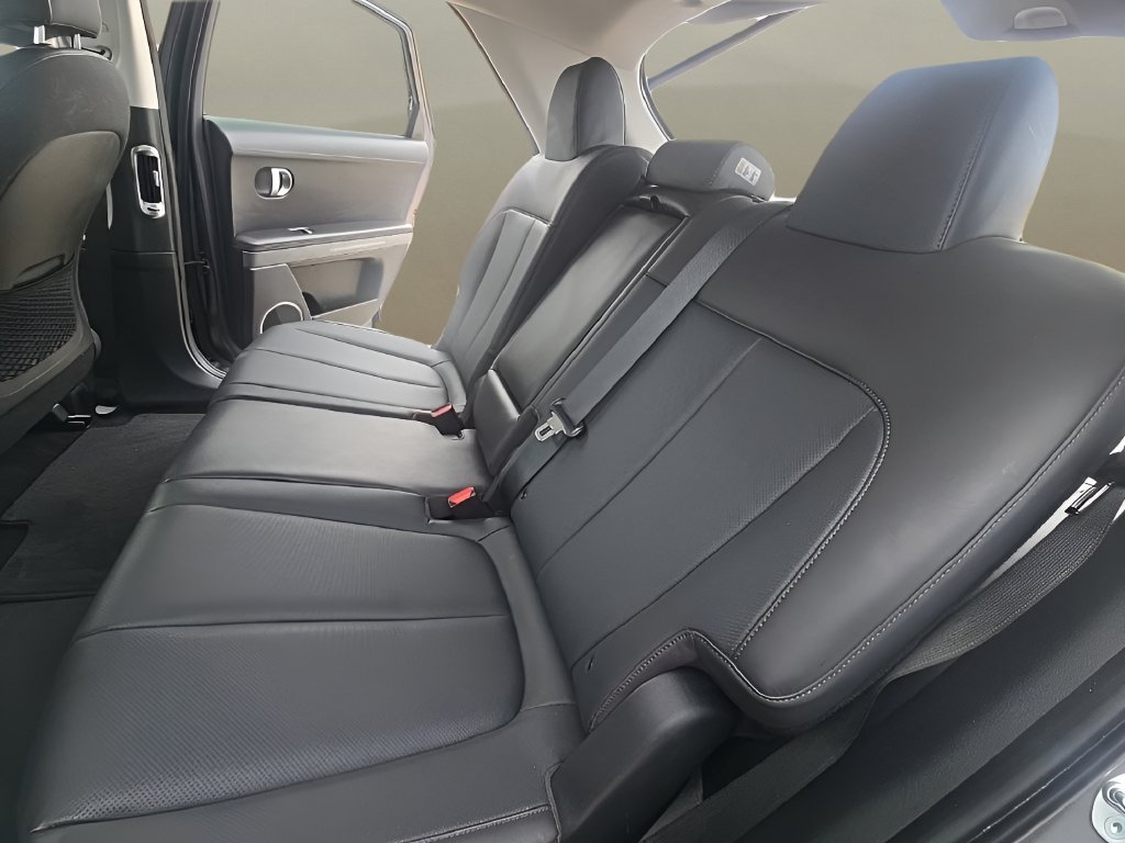 Certified Used 2023 Gray Hyundai SEL image 18