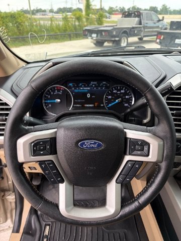 Used 2017 Tan Ford Lariat image 21