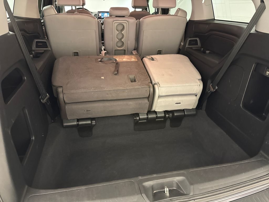 Used 2018 Modern Steel Metallic Honda EX image 11