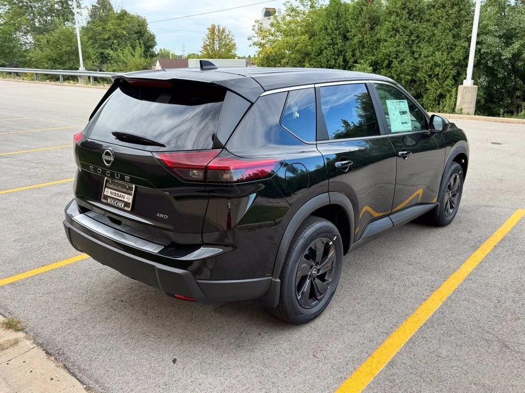 New 2027 Super Black Nissan SV image 4