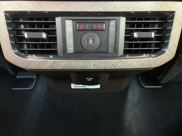 New 2026 Glacier Gray Metallic Tri-Coat Ford F-350® King Ranch® image 29