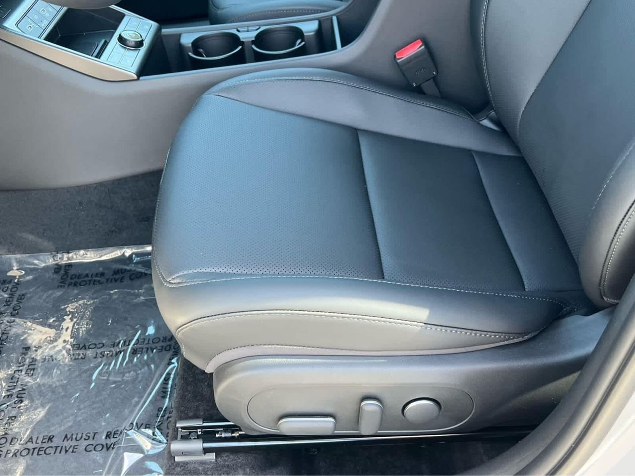 New 2026 Cyber Gray Metallic Hyundai Limited AWD image 30