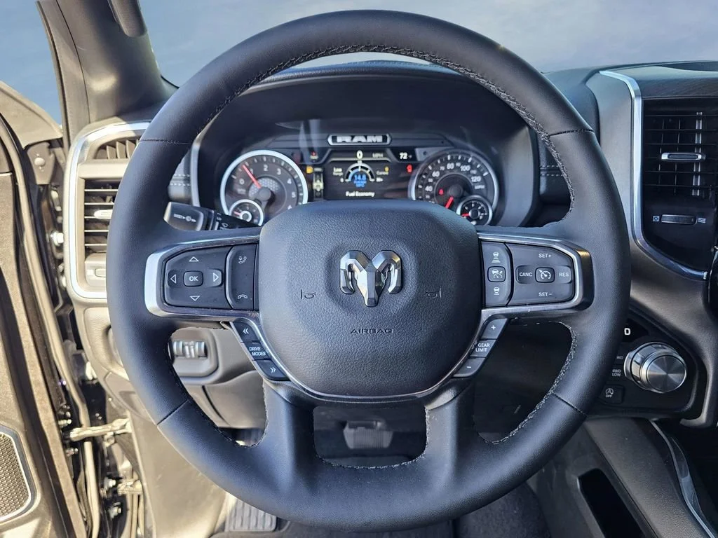 Used 2025 Diamond Black Cry Ram Laramie image 20