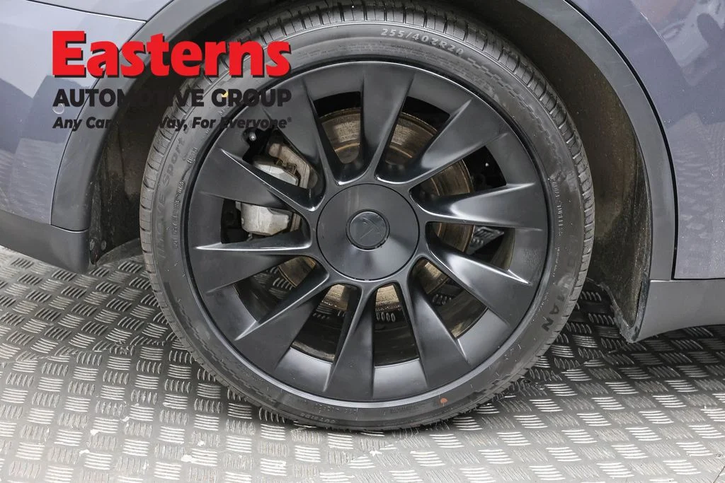 Used 2021 Gray Tesla Long Range image 23