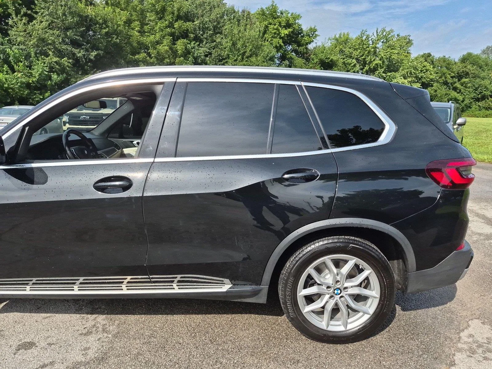 Used 2021 Black Sapphire Metallic BMW xDrive40i image 33