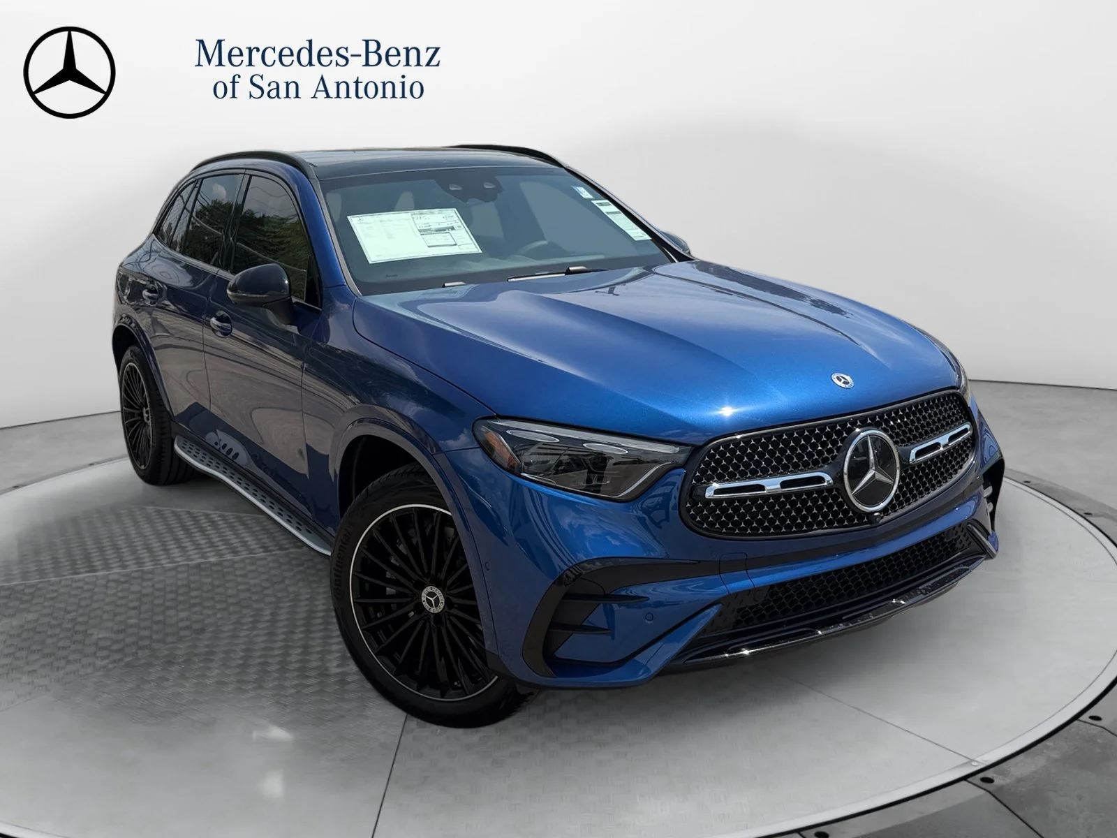 New 2027 Blue Mercedes-Benz GLC 300 image 1