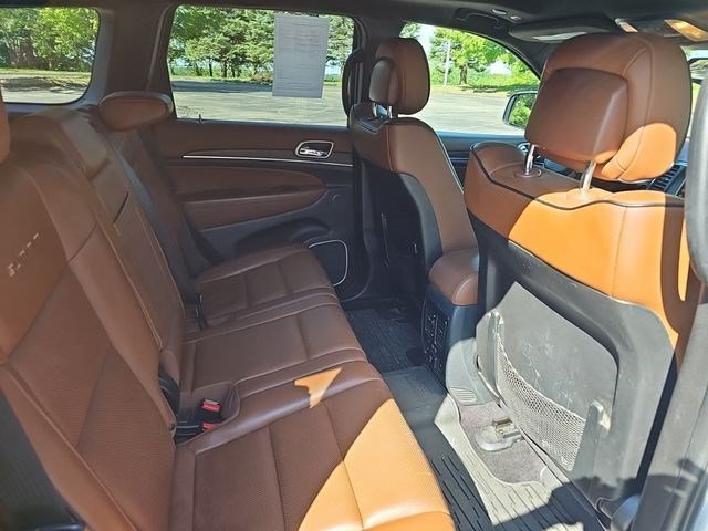 Used 2017 Ivory 3-Coat Jeep Summit image 15