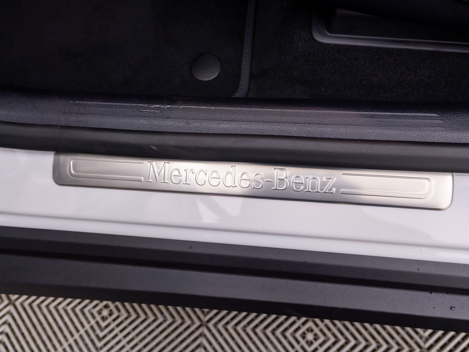 New 2026 White Mercedes-Benz GLC 300 image 17