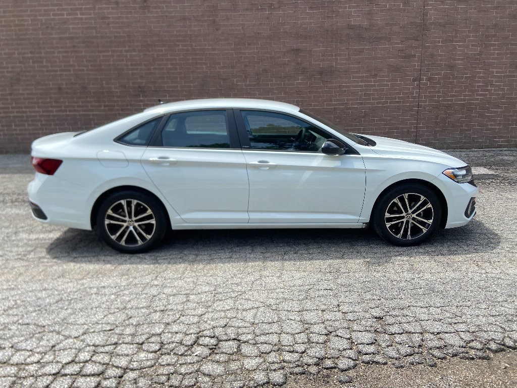 Used 2023 Pure White Volkswagen Sport image 6