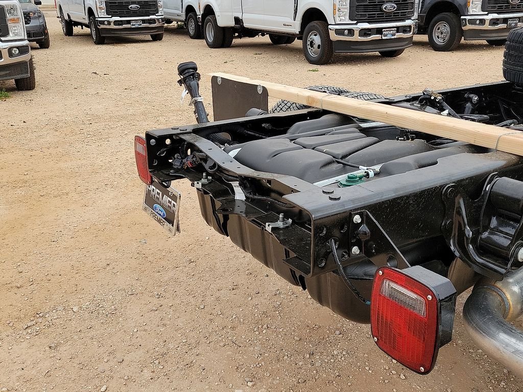 New 2026 White Ford XL image 15