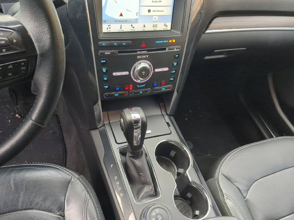 Used 2018 Red Ford Limited image 17