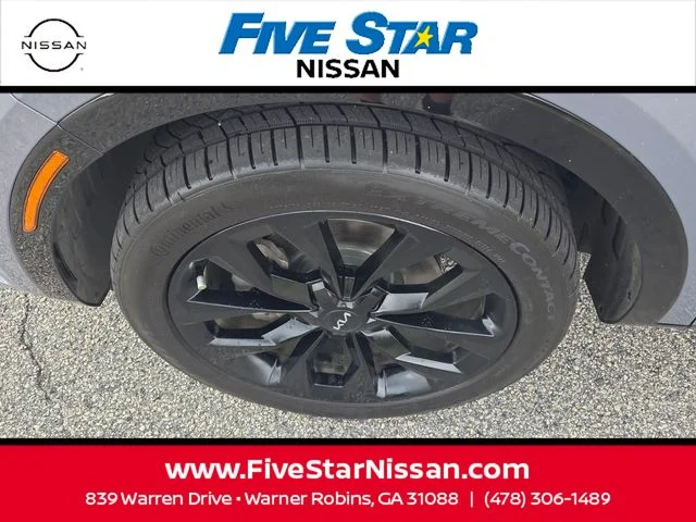 Used 2023 Silver Kia SX-Prestige image 19