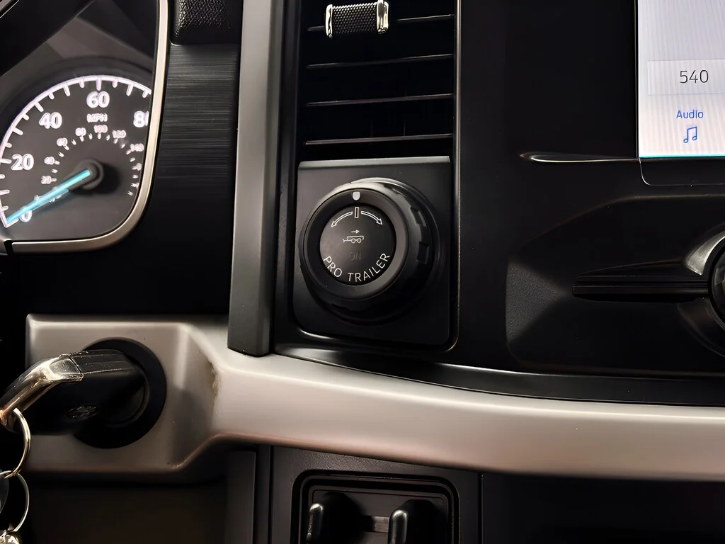 Used 2022 Stone Gray Metallic Ford  image 12