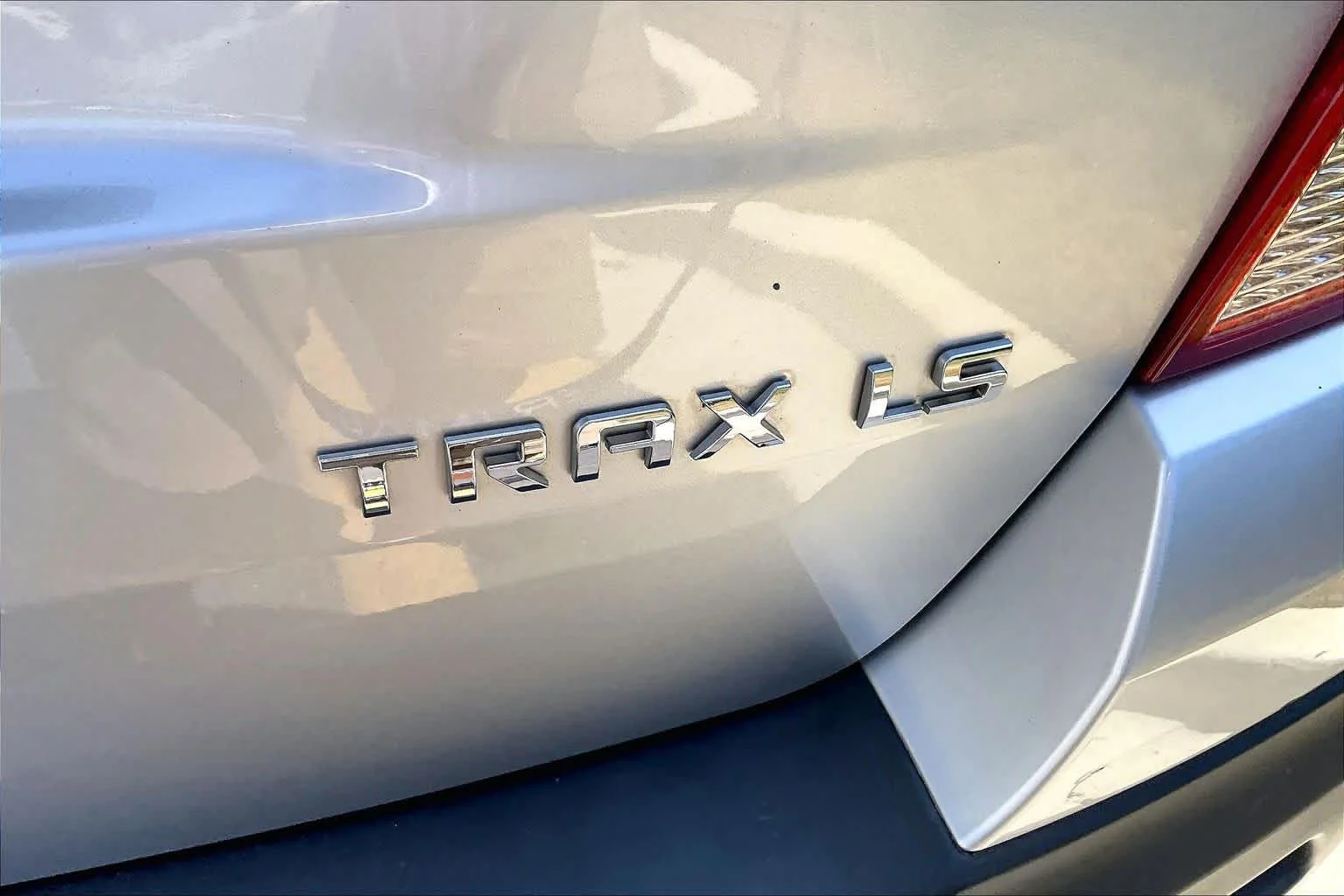 Used 2016 Silver Ice Metallic Chevrolet LS image 30