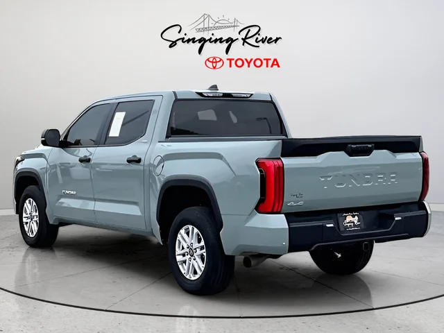Used 2025  Toyota SR5 image 4