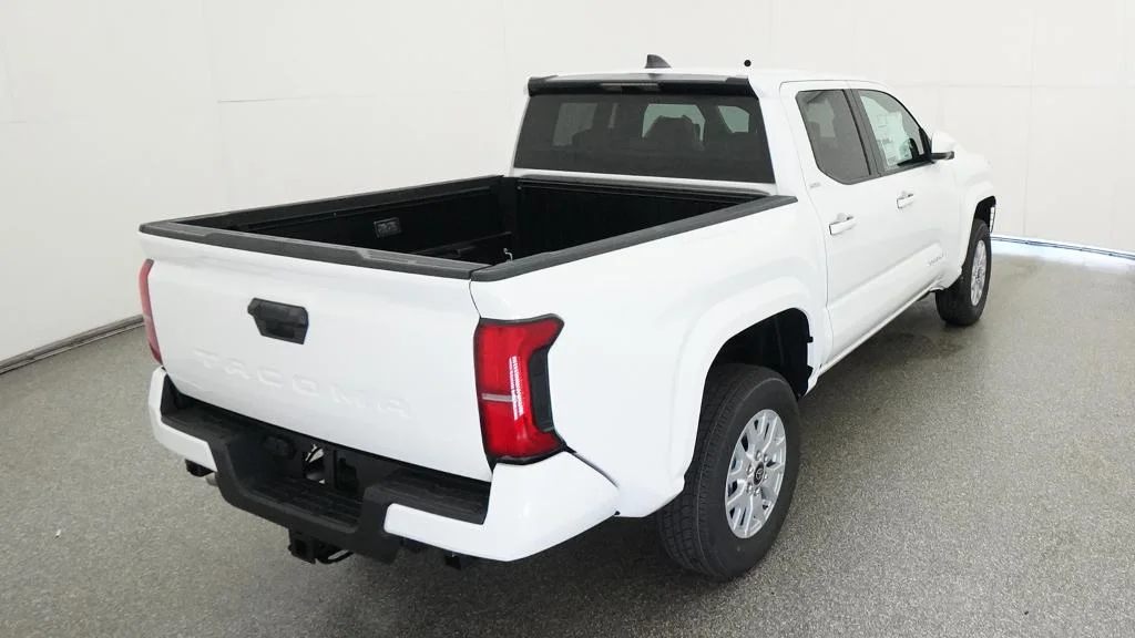 New 2026 Ice Cap Toyota SR5 image 22