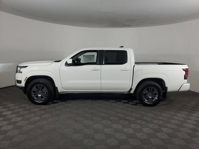 New 2026 Glacier White Nissan Crew Cab SV image 4