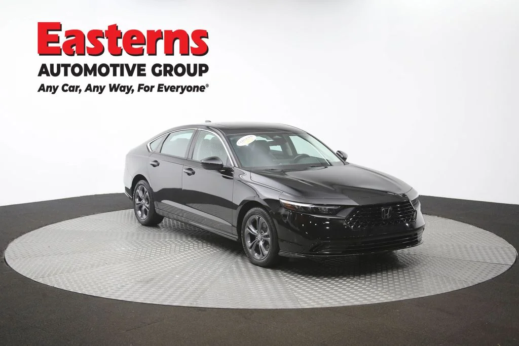 Used 2024 Black Honda EX-L image 51