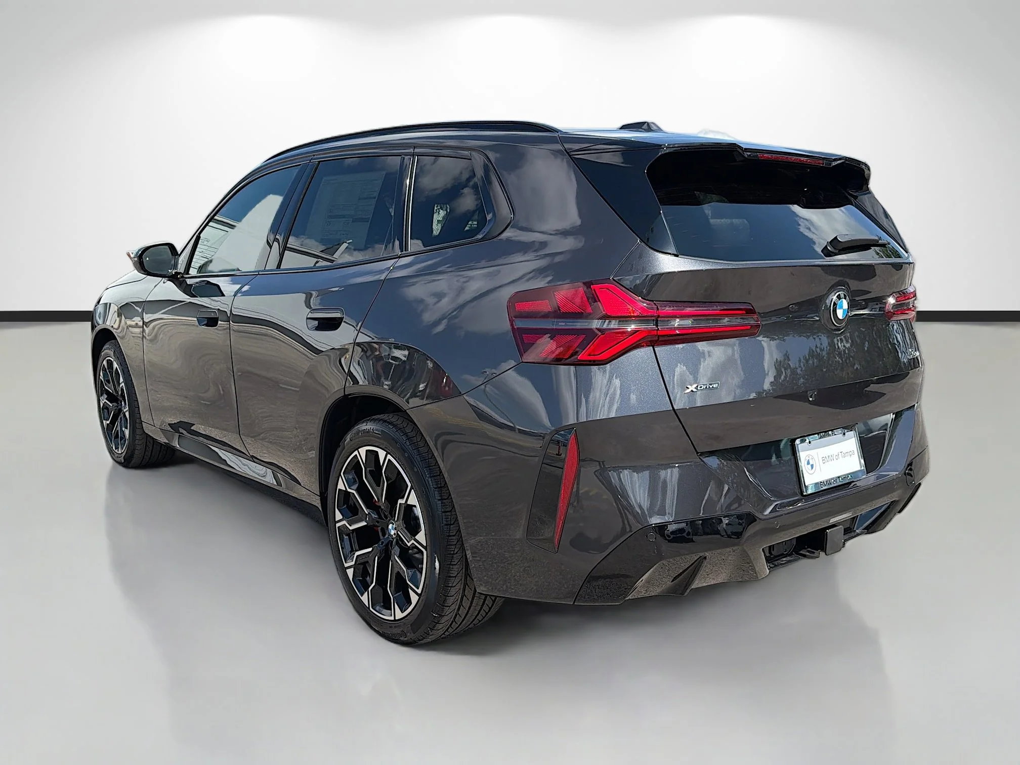 New 2026 Dark Graphite Metallic BMW 30 xDrive image 5