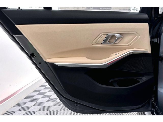 New 2026 Skyscraper Grey Metallic BMW 330i xDrive image 29