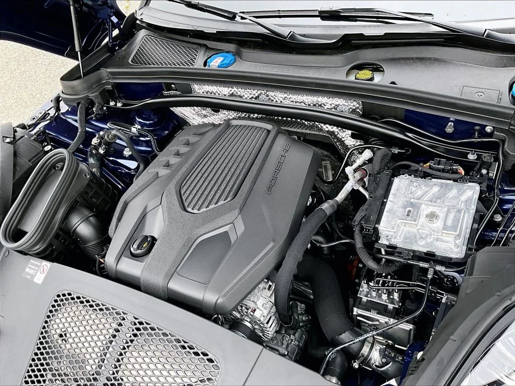 2026 Porsche Macan Base - Photo 22
