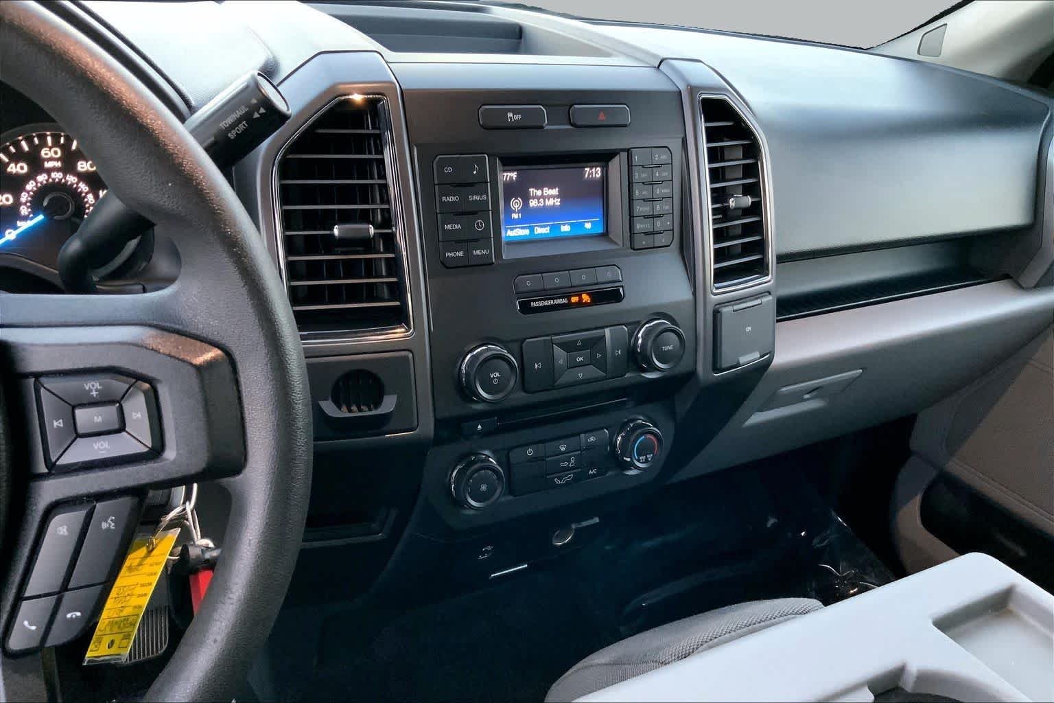 Used 2017 Shadow Black Ford XLT image 6