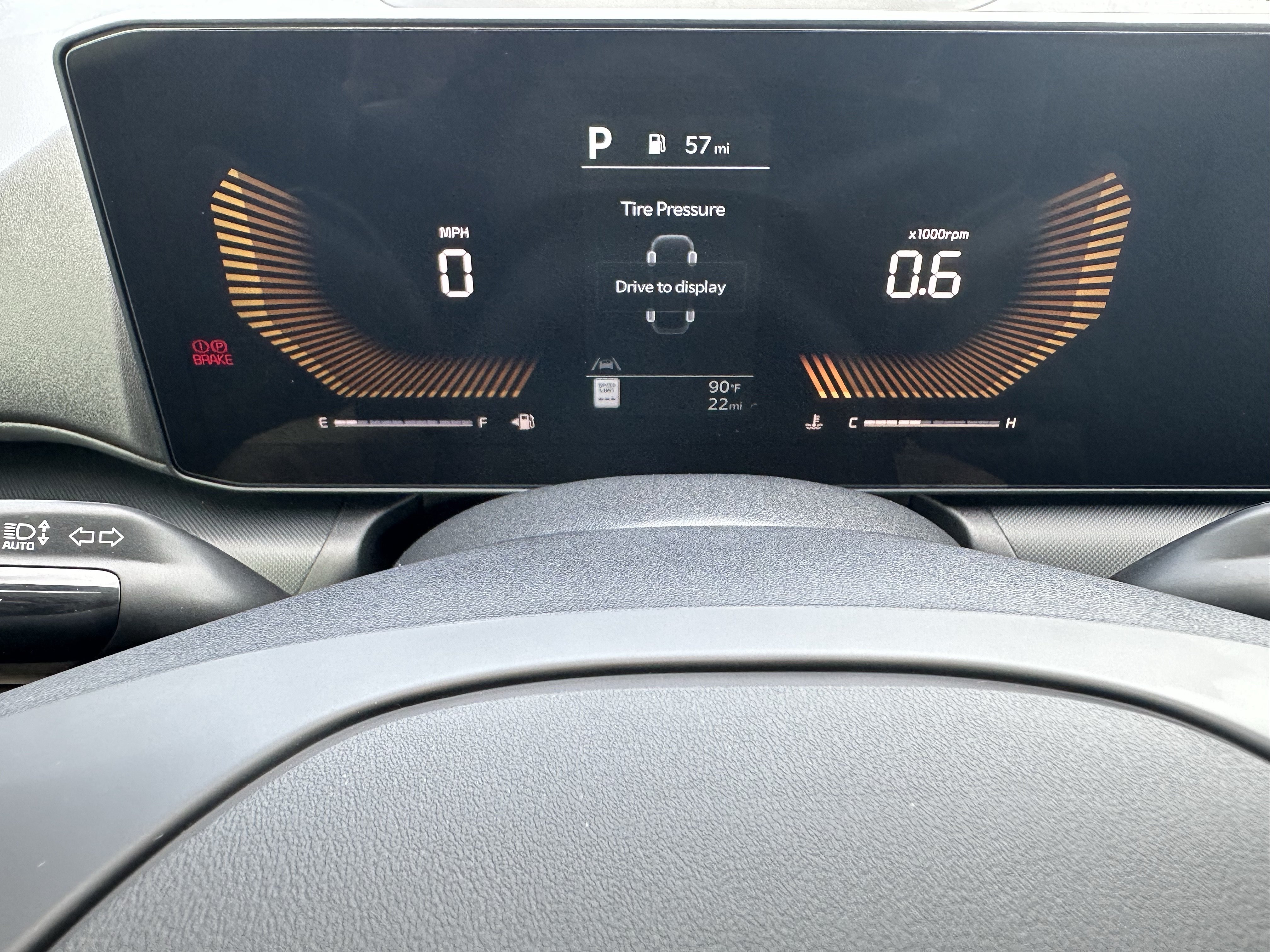 New 2026 Snow White Pearl Kia LXS image 25