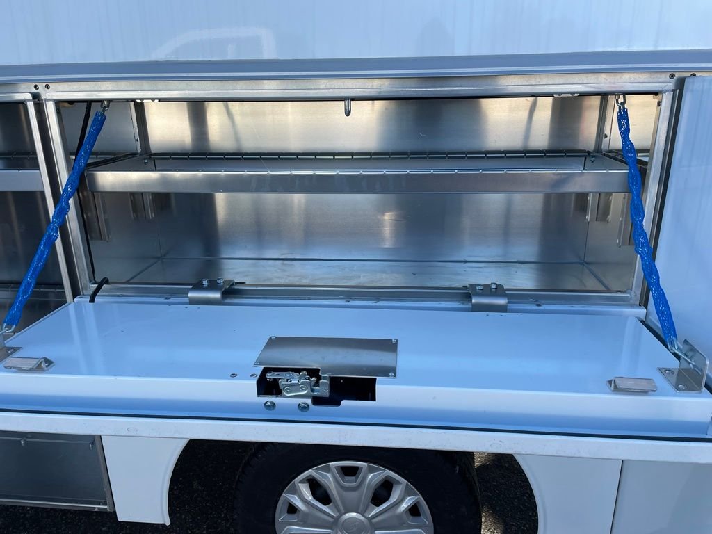 New 2026 Oxford White Ford Chassis Cab image 21