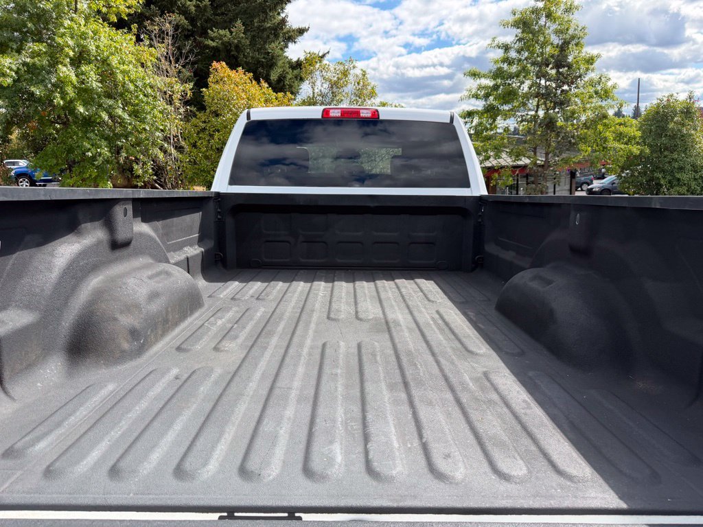 Used 2018 Bright White Clearcoat Ram Tradesman image 11