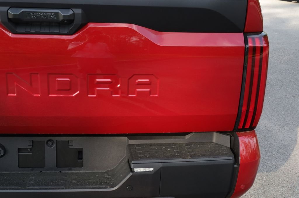 2026 Toyota Tundra SR5 - Photo 15