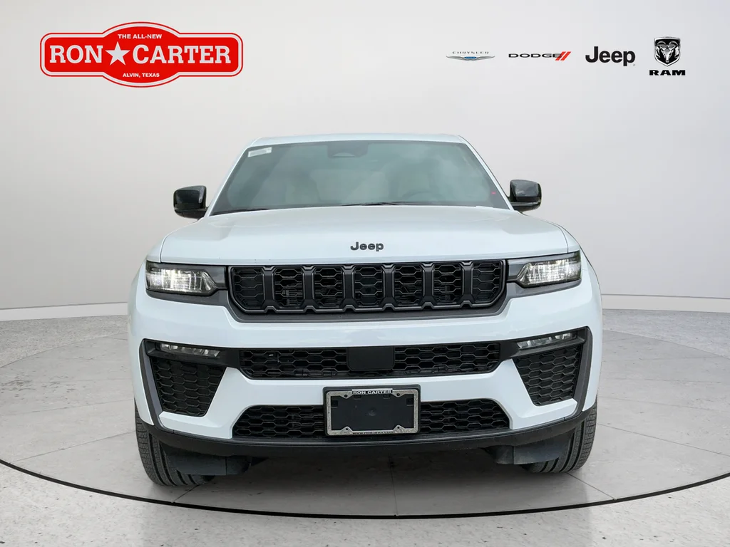 New 2026 Bright White Clearcoat Jeep Limited image 2