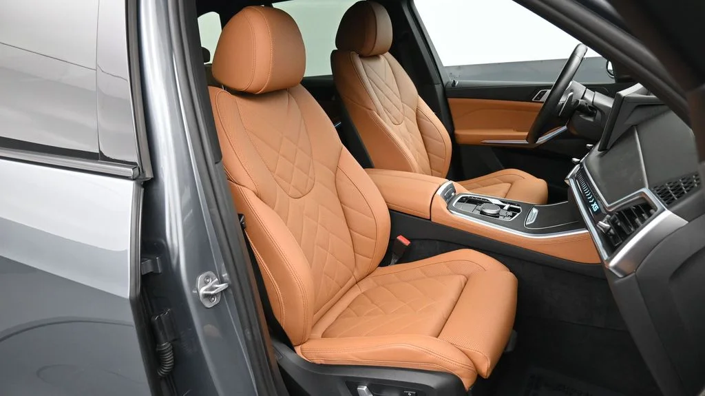 Certified Used 2024 Skyscraper Grey Metallic BMW xDrive40i image 17