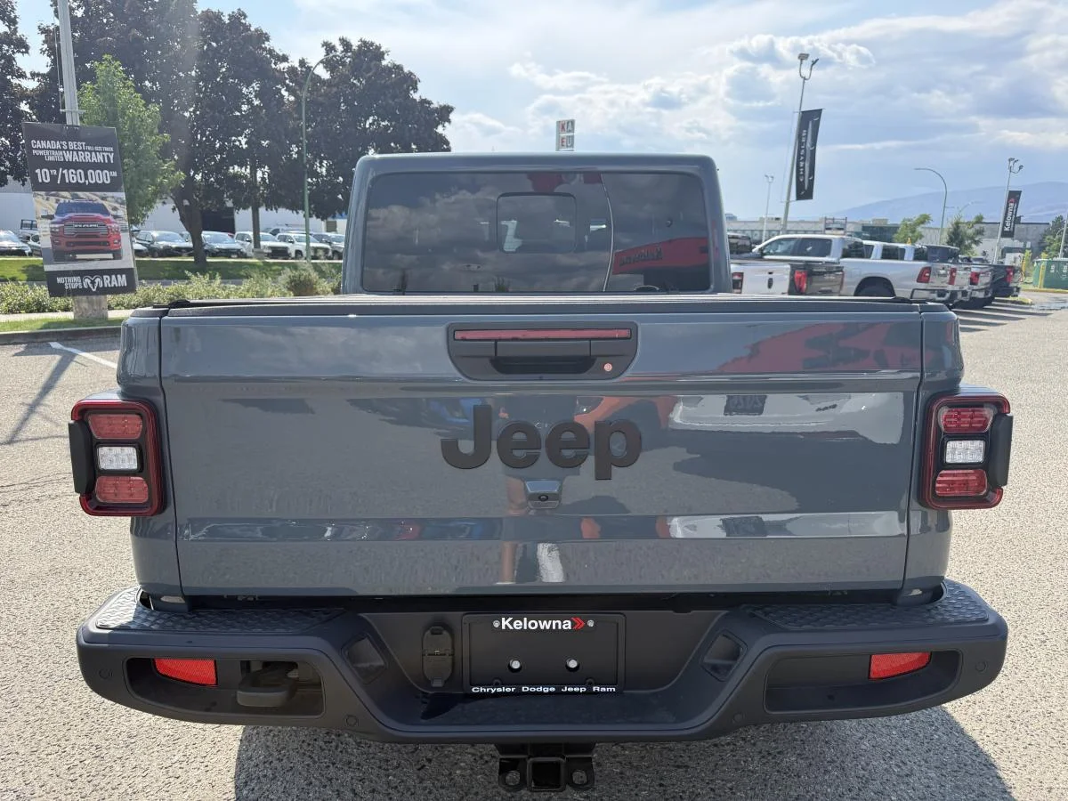 New 2026 Dark blue Jeep Nighthawk image 5