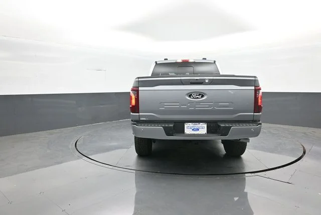 New 2026 Iconic Silver Metallic Ford XLT image 6
