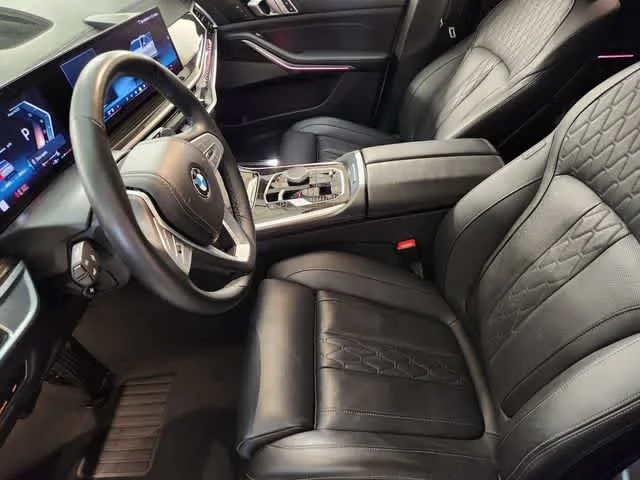 Used 2025 Alpine White BMW xDrive40i image 14