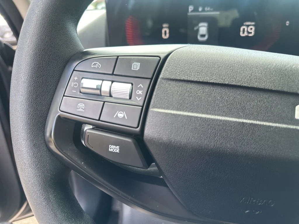 Used 2025 Black Kia LXS image 13