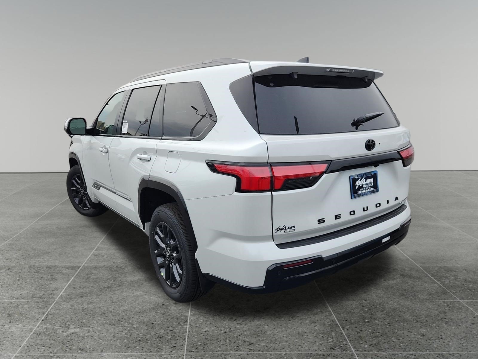 New 2026 Wind Chill Pearl <sup>1</sup> Toyota  Platinum image 5