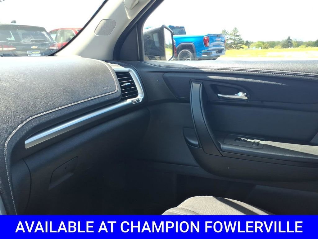 Used 2016 EBONY TWILIGHT METALLIC GMC SLE image 19