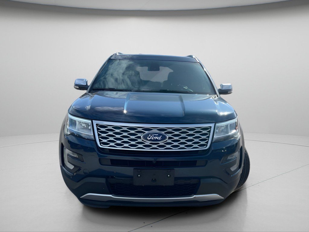 Used 2017 Blue Ford Platinum image 17