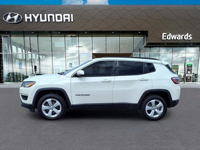 Used 2020 White Jeep Latitude image 3