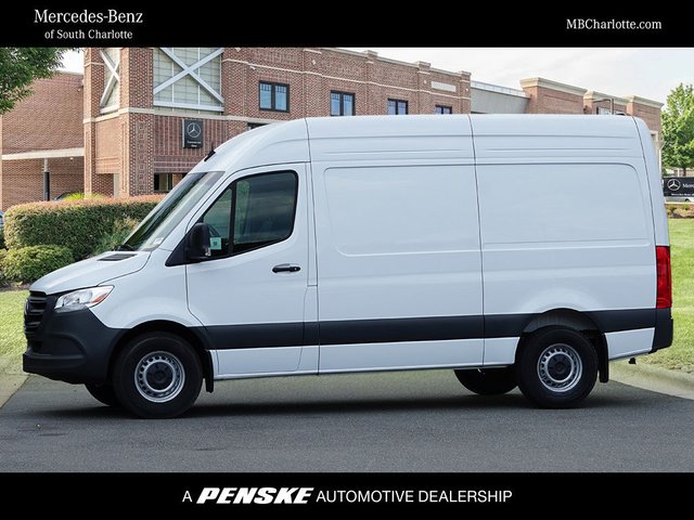 2025 Mercedes-Benz Sprinter Cargo Van 
