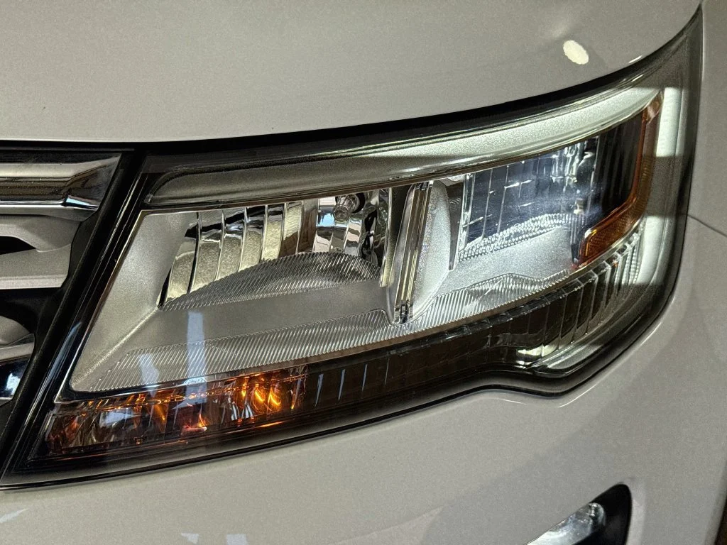 Used 2019 White Ford XLT image 38
