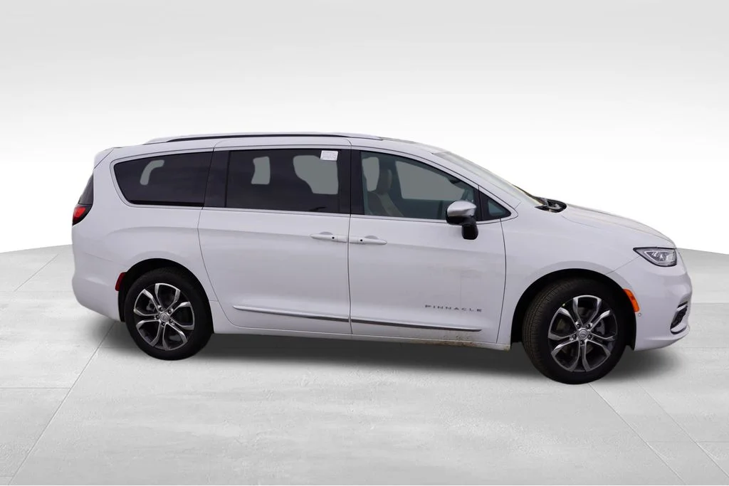 New 2026 White Chrysler Pinnacle image 2