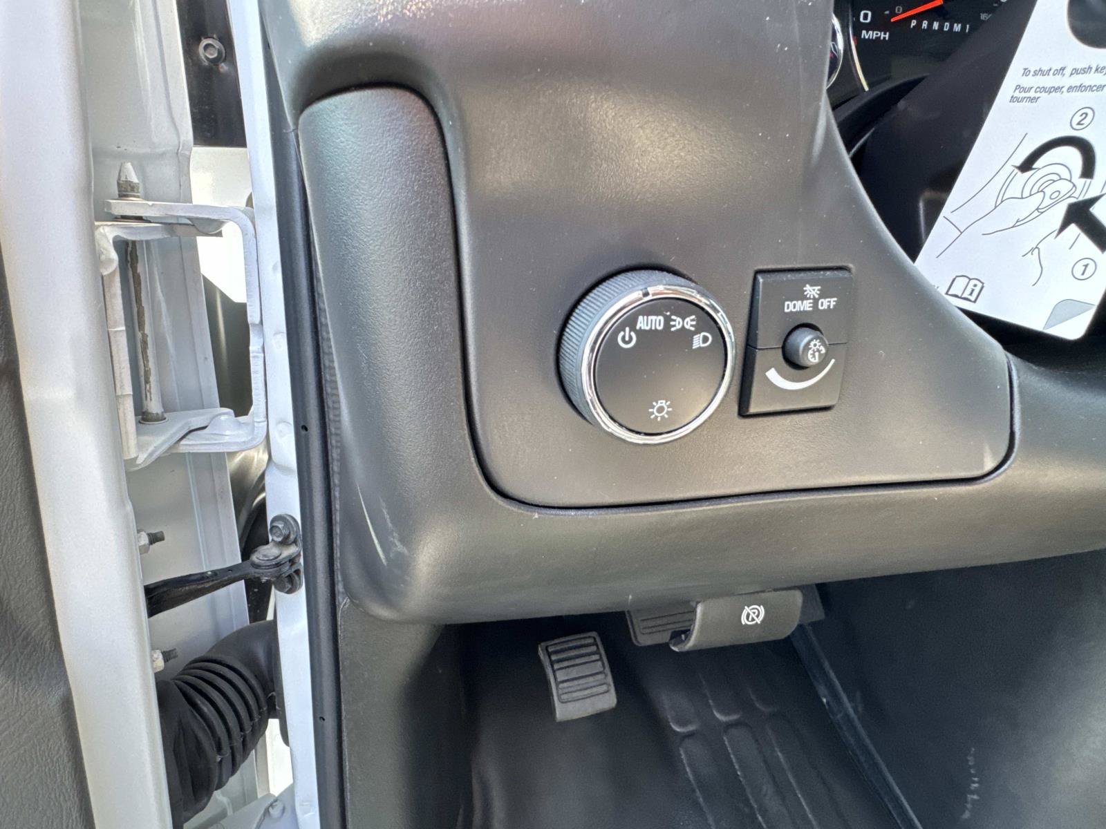 2025 GMC Savana Cargo Work Van - Photo 14