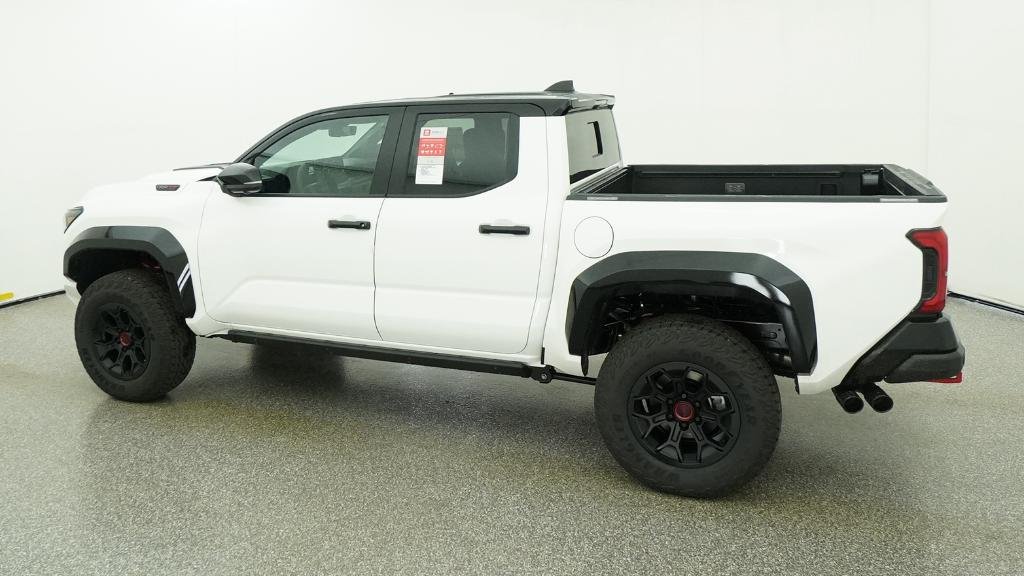 2026 Toyota Tacoma TRD Pro - Photo 6