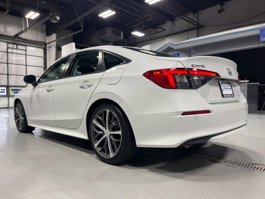 2022 Honda Civic Touring - Photo 42