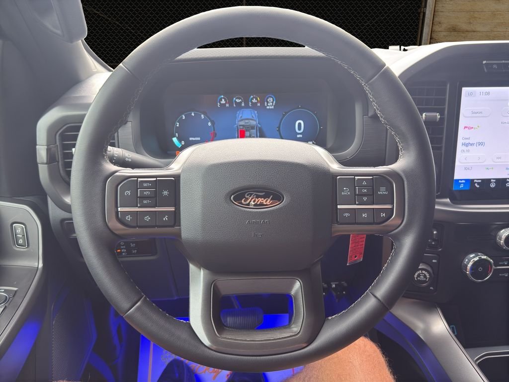 Used 2024 Agate Black Metallic Ford XLT image 23