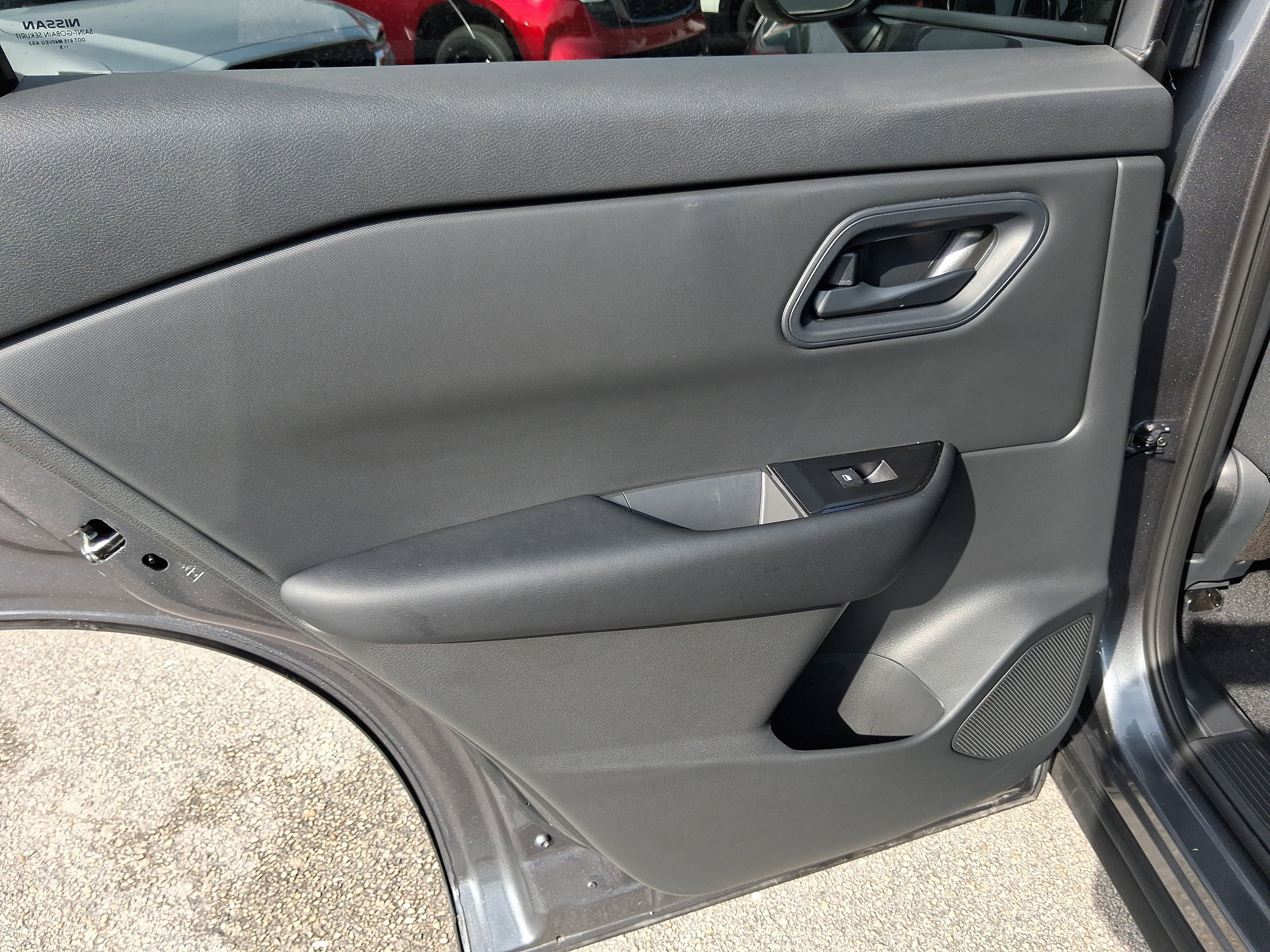 Used 2026 Gray Nissan S image 9