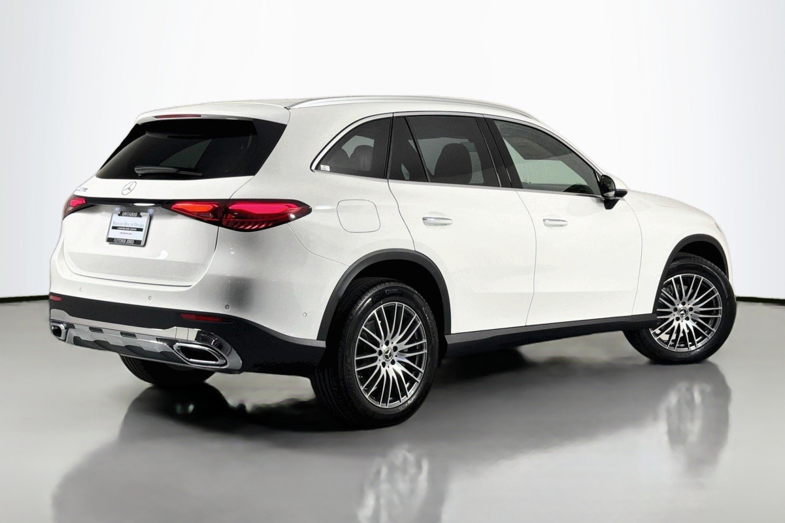 New 2026 Polar White Mercedes-Benz GLC 300 SUV image 14